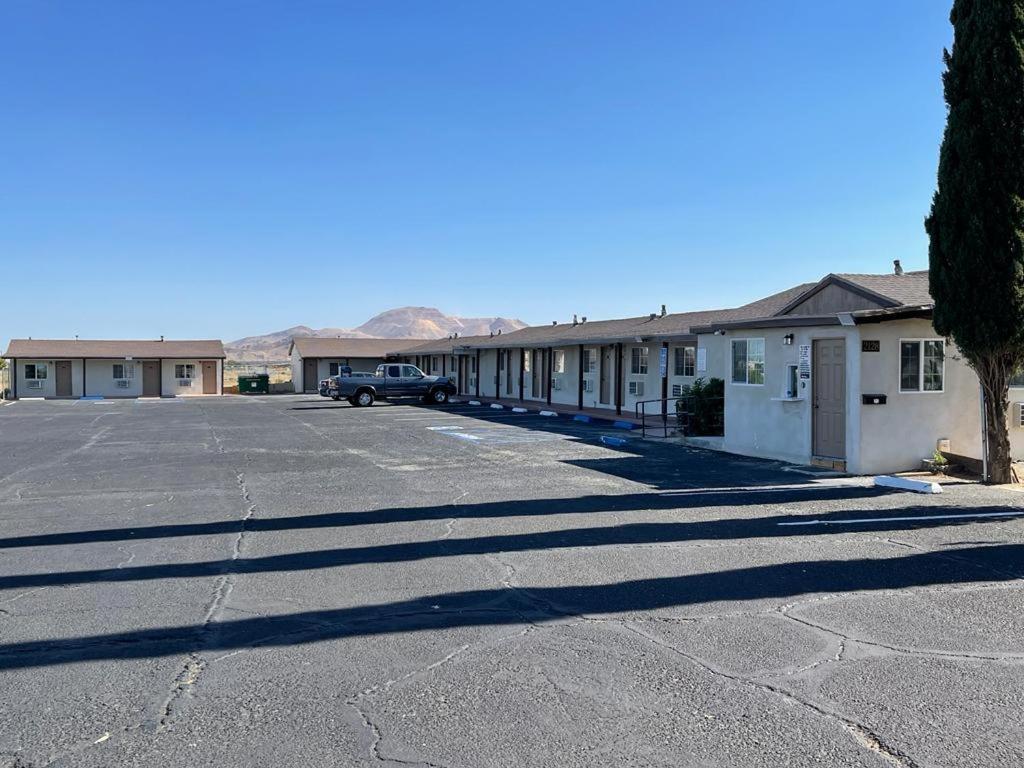 Palm Inn Mojave Bagian luar foto