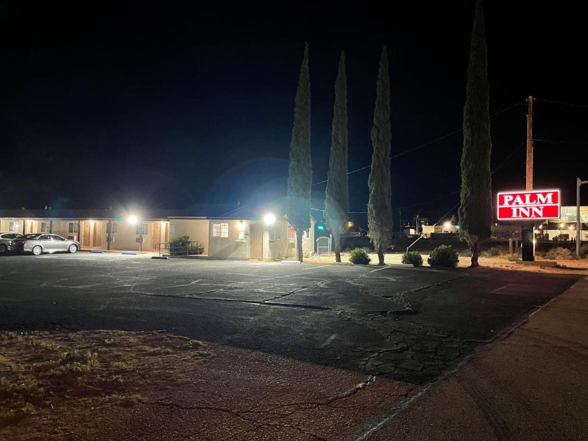 Palm Inn Mojave Bagian luar foto