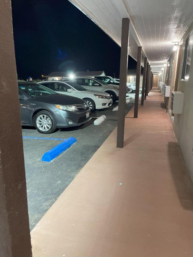 Palm Inn Mojave Bagian luar foto